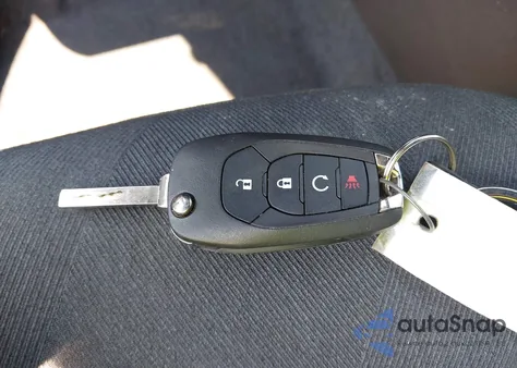 2025 Chevrolet Trax 1Rs from USA, damaged, VIN KL77LGEP4SC135923